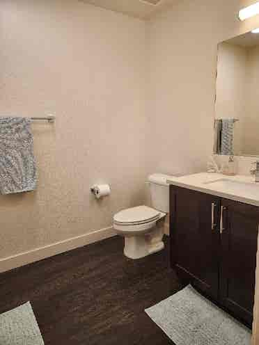 HUGE room w/private bath - Oct. 1st