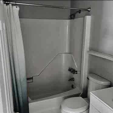 Room for rent with private bath