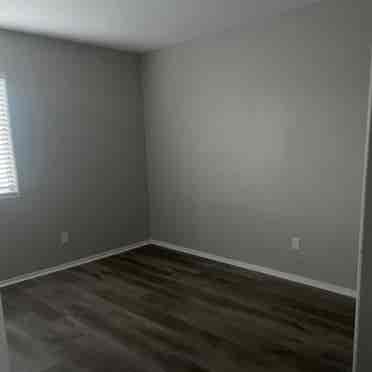 Large Room for Rent in Phoenix