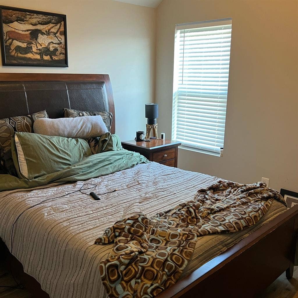 Room to rent with full access