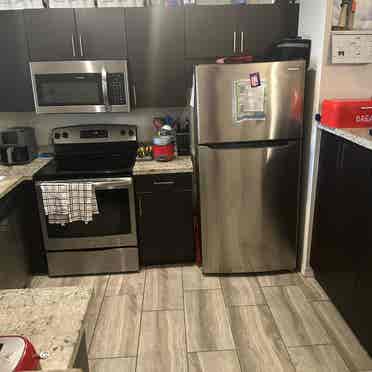 Bedroom/Bath available,  Doral