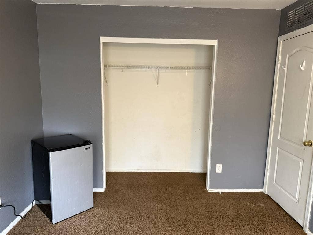 Downstairs Bedroom for rent