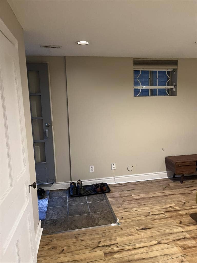 Room for rent in gorgeous basement