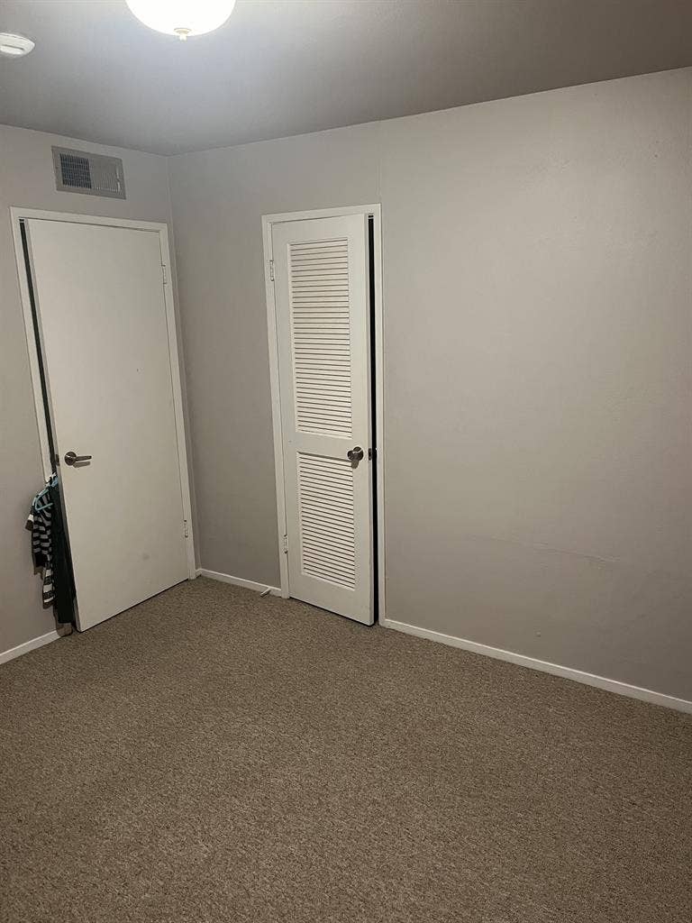 Room for rent - near MJC