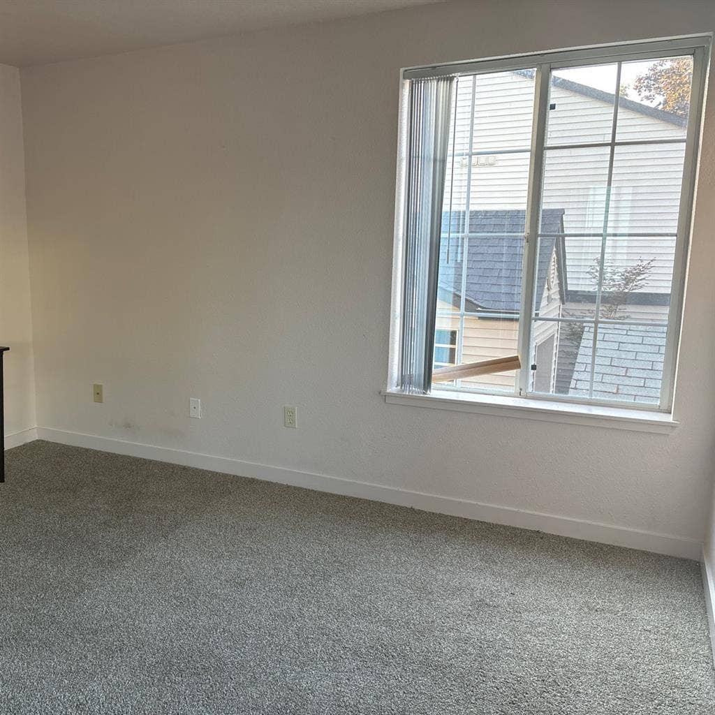 Private Room and Guest Bathroom