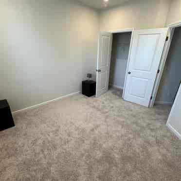 1 room available for females only!