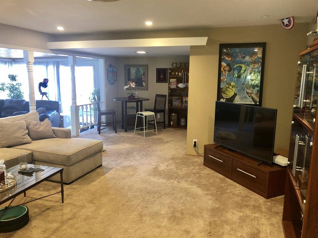 Looking for Awesome New Roommates!