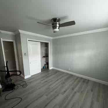 Unfurnished room for rent