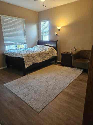 Large room in Stevenson Ranch