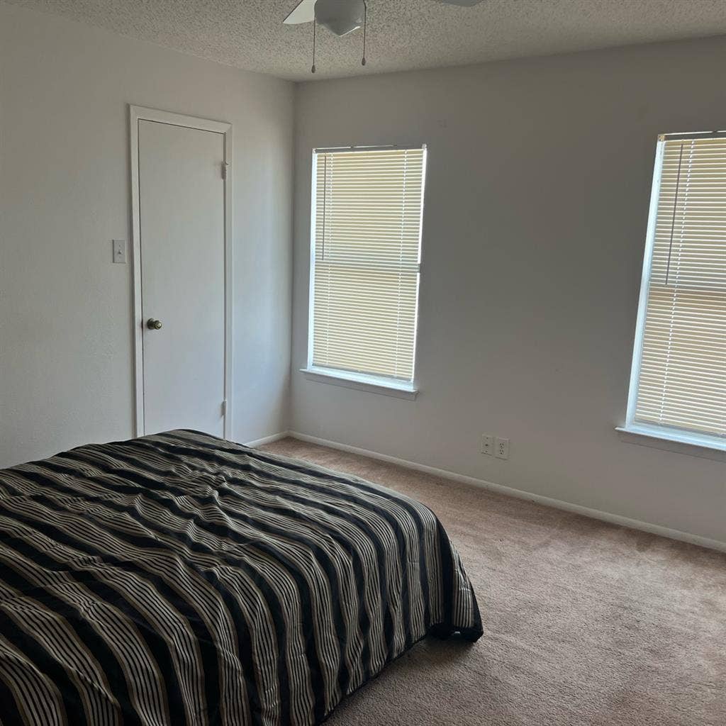 Room for rent  all bills paid