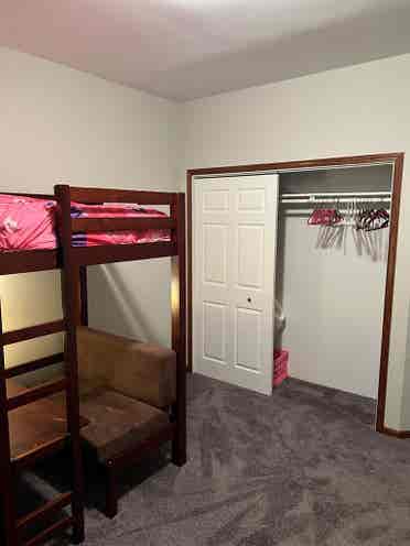Med-Large Bedrm with double closets