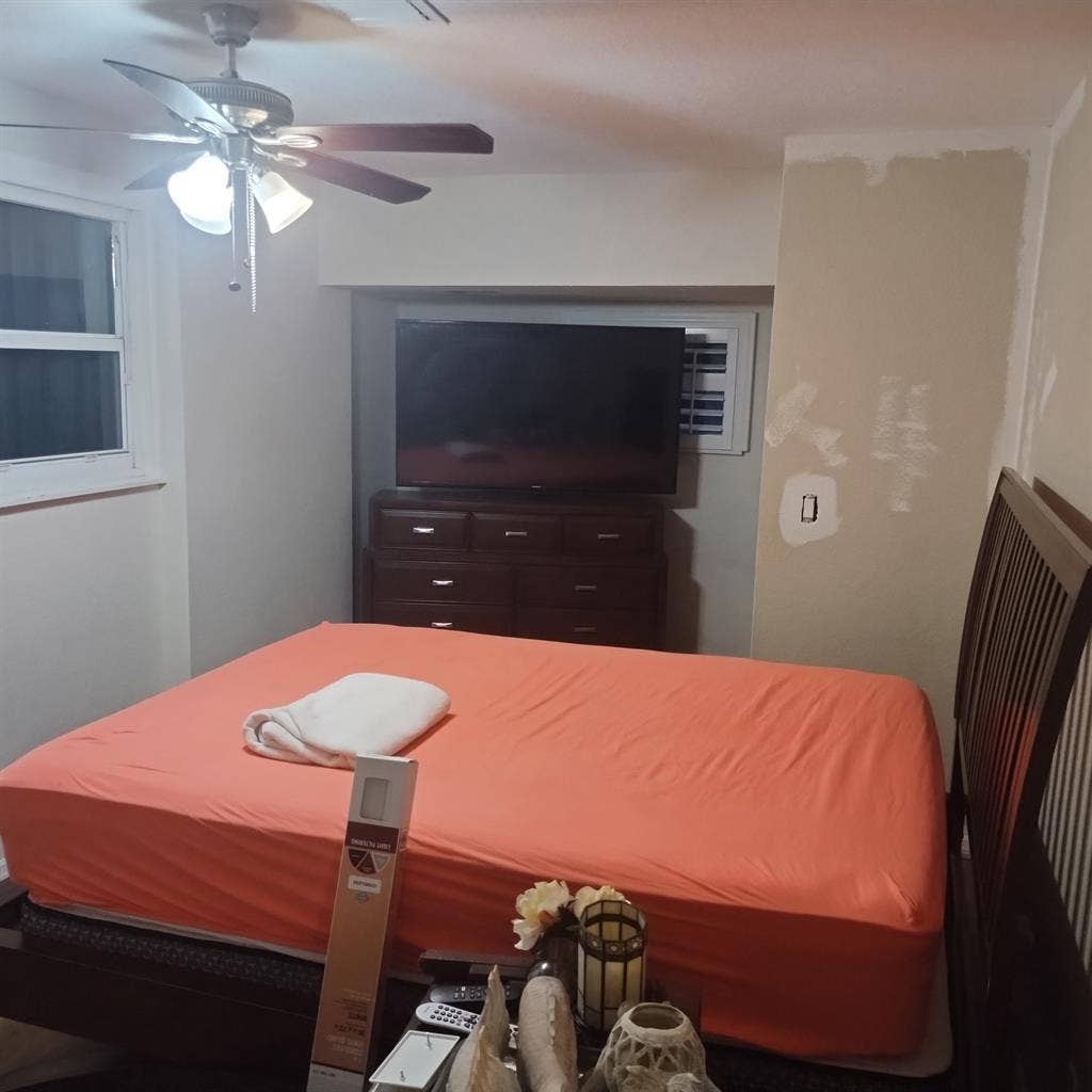 Roommate needed very quiet private