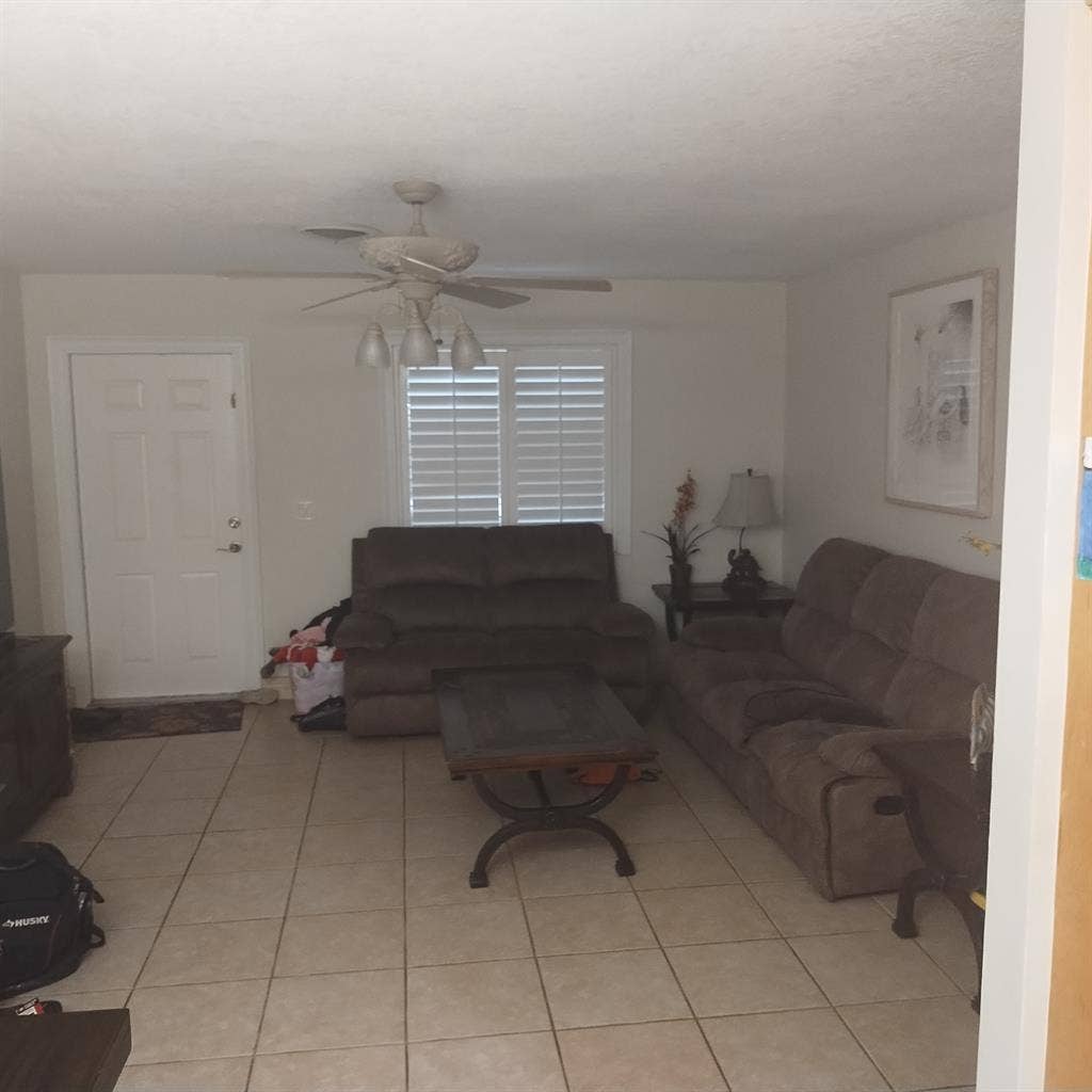 Roommate needed very quiet private