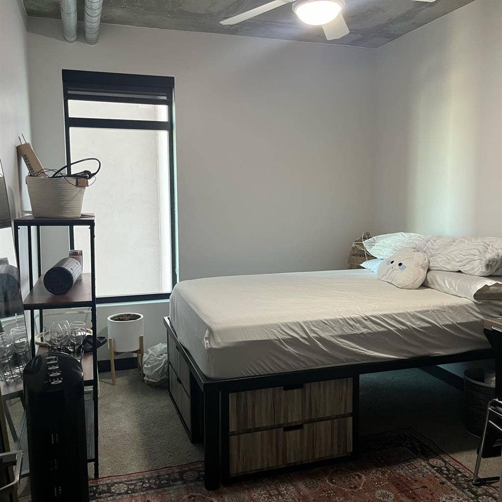 Private Bedroom Across ASU CAMPUS!