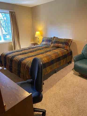 Furnished Rooms Available