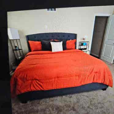 Large furnished owner's suite