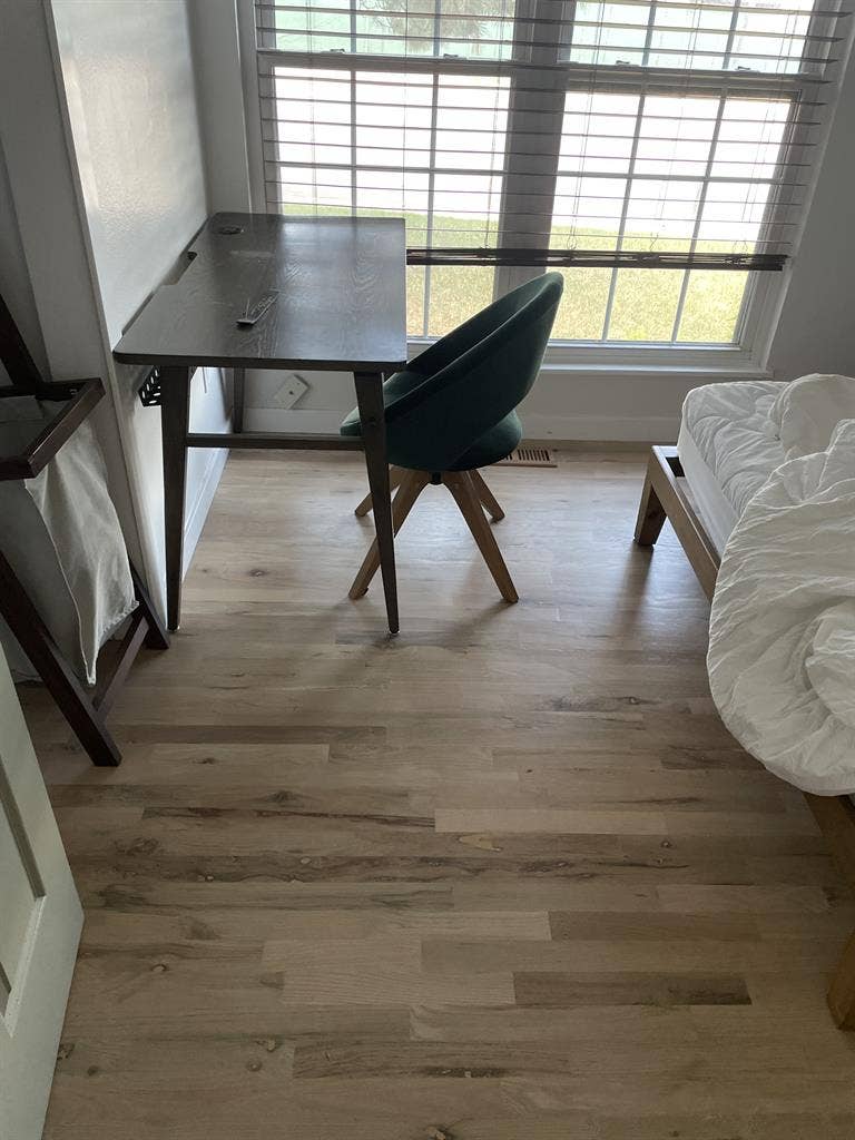 Furnished Room w/ Bath, All-Incl.!