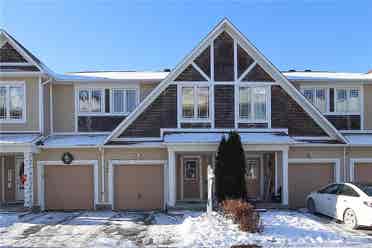 3 Bed townhouse in Kanata