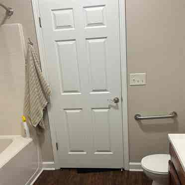 1 bd room appt in Lexington