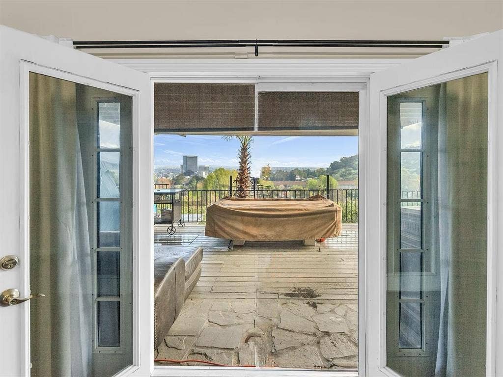 1BD Studio &Suite VIEW Pool Estate