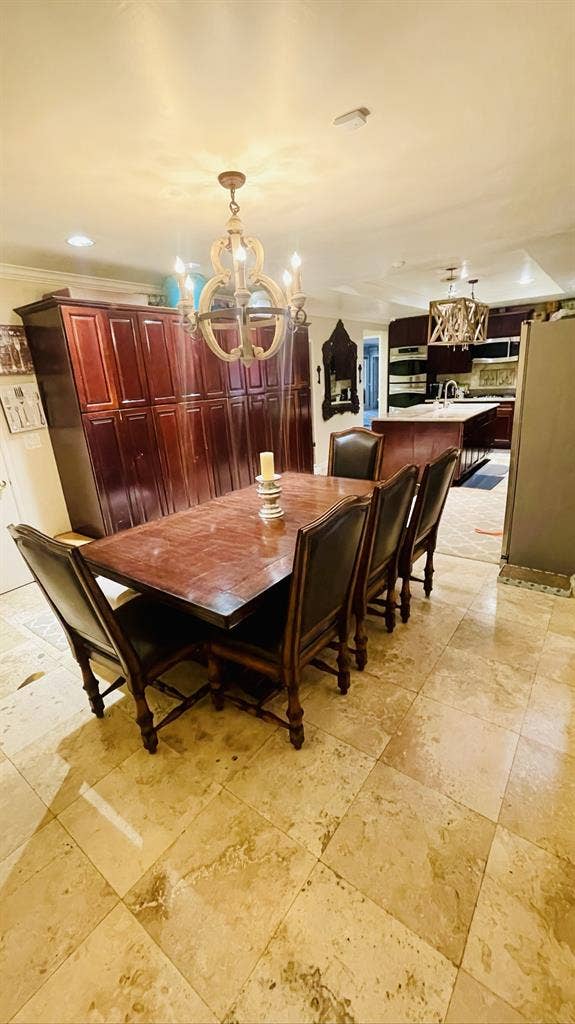 StudioADU Private Entry VIEW Estate