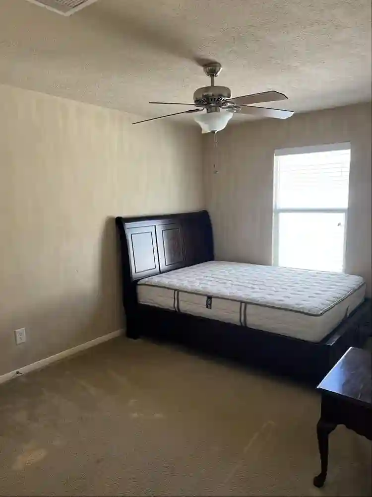 Room available in Cypresss