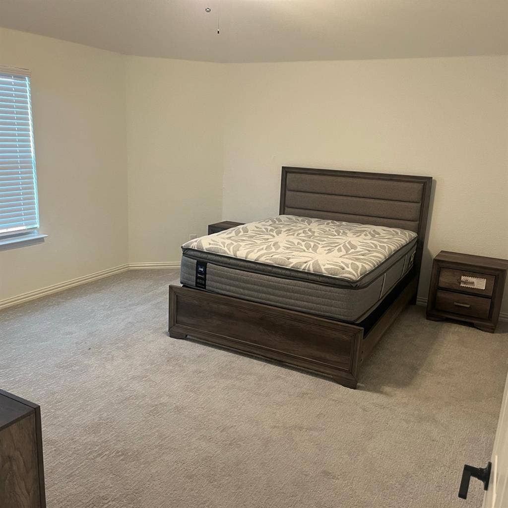 Furnished Room -
Utilities Included