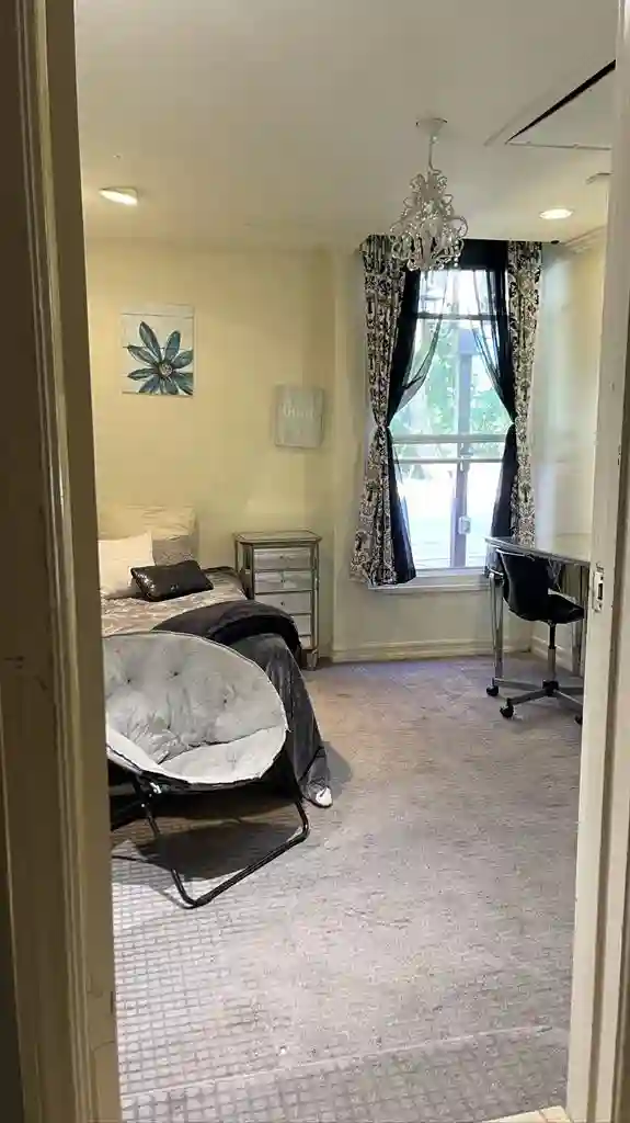 Private Entry Room Estate View Pool