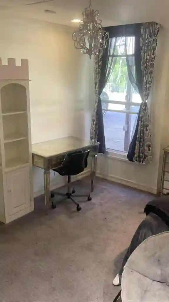 Private Entry Room Estate View Pool