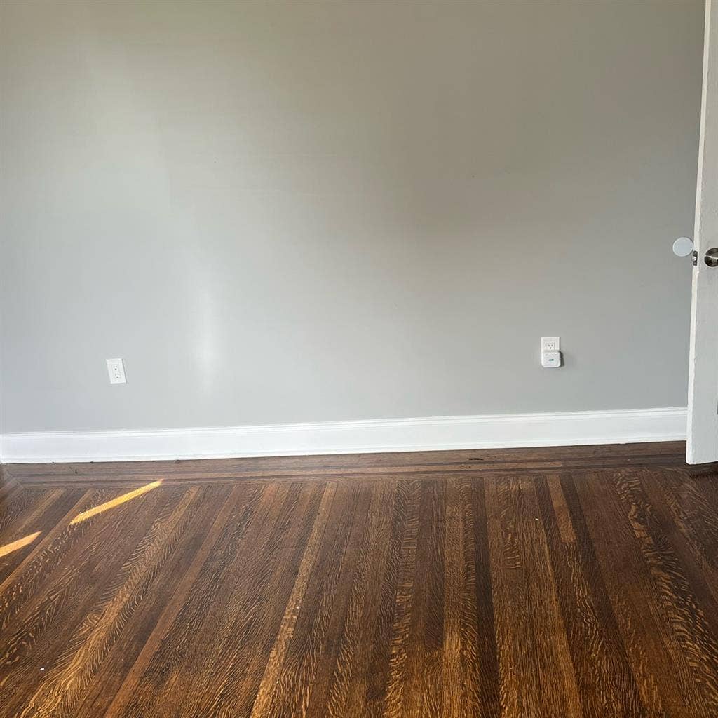 A few rooms for rent near Towson