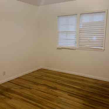 Unfurnished Room in HOME Available