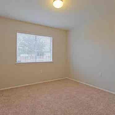 Looking for sublease