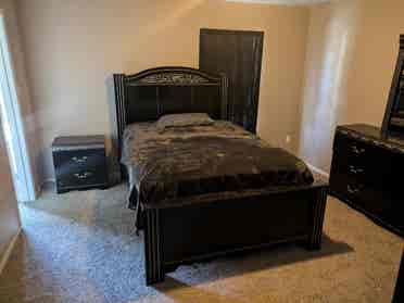 Townhome room available for rent!!!