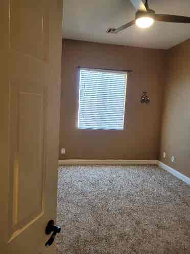 2 rooms in lrg home monthly rental