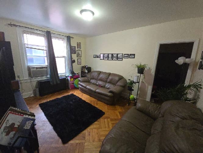 Room for Rent in Brooklyn 3BR Apart