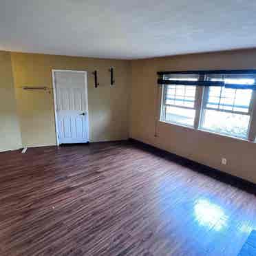 Huge room for rent in in La Mesa