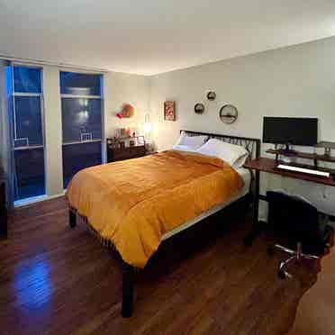 Furnished sublet in Oakland