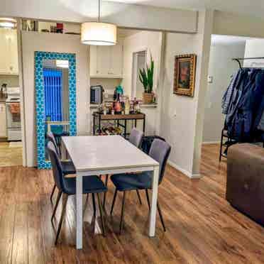 Furnished sublet in Oakland