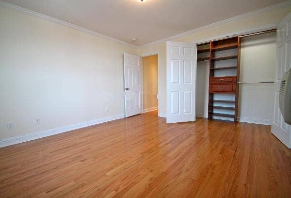 Rooms for Rent on Brattle Street