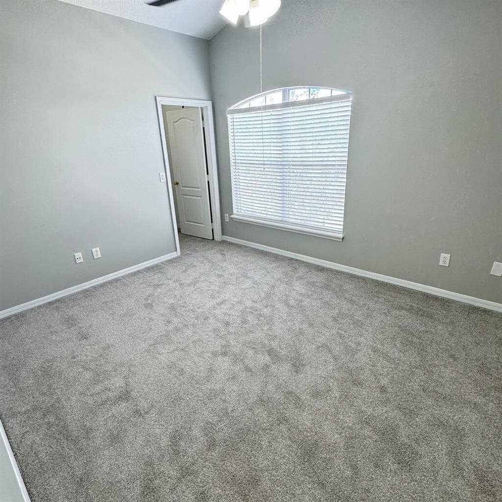 2 rooms for rent in Sanford