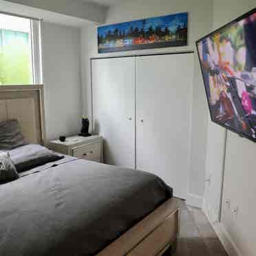 Renting Fully Furnished Room