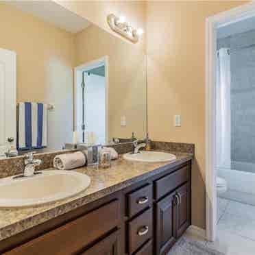 Clean, quiet, private bathroom