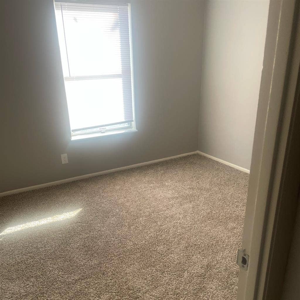 1 bedroom available