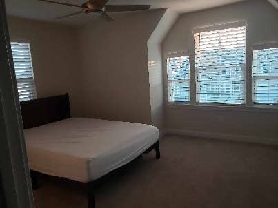 Large Room for Rent in Smithfield