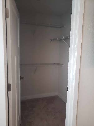 Large Room for Rent in Smithfield