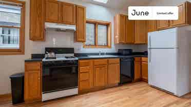 3 BR in Chicago