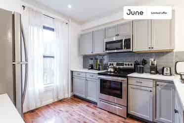 4 BR in New York City