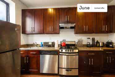 4 BR in New York City