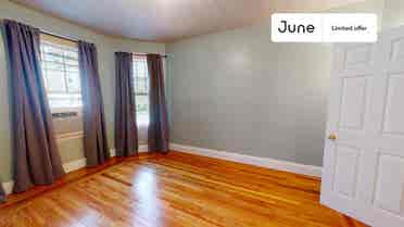 4 BR in Boston