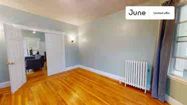 4 BR in Boston